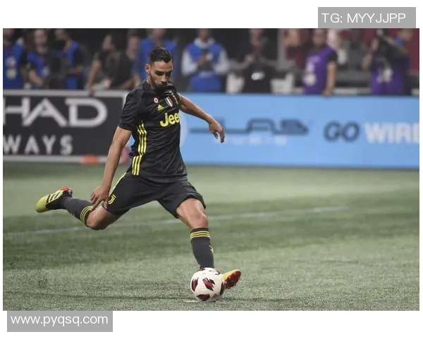 足球明星经典瞬间汇总精美正式照片全景展示