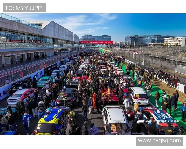 广州足球队与武汉足球队耐力对决赛后分析与反思